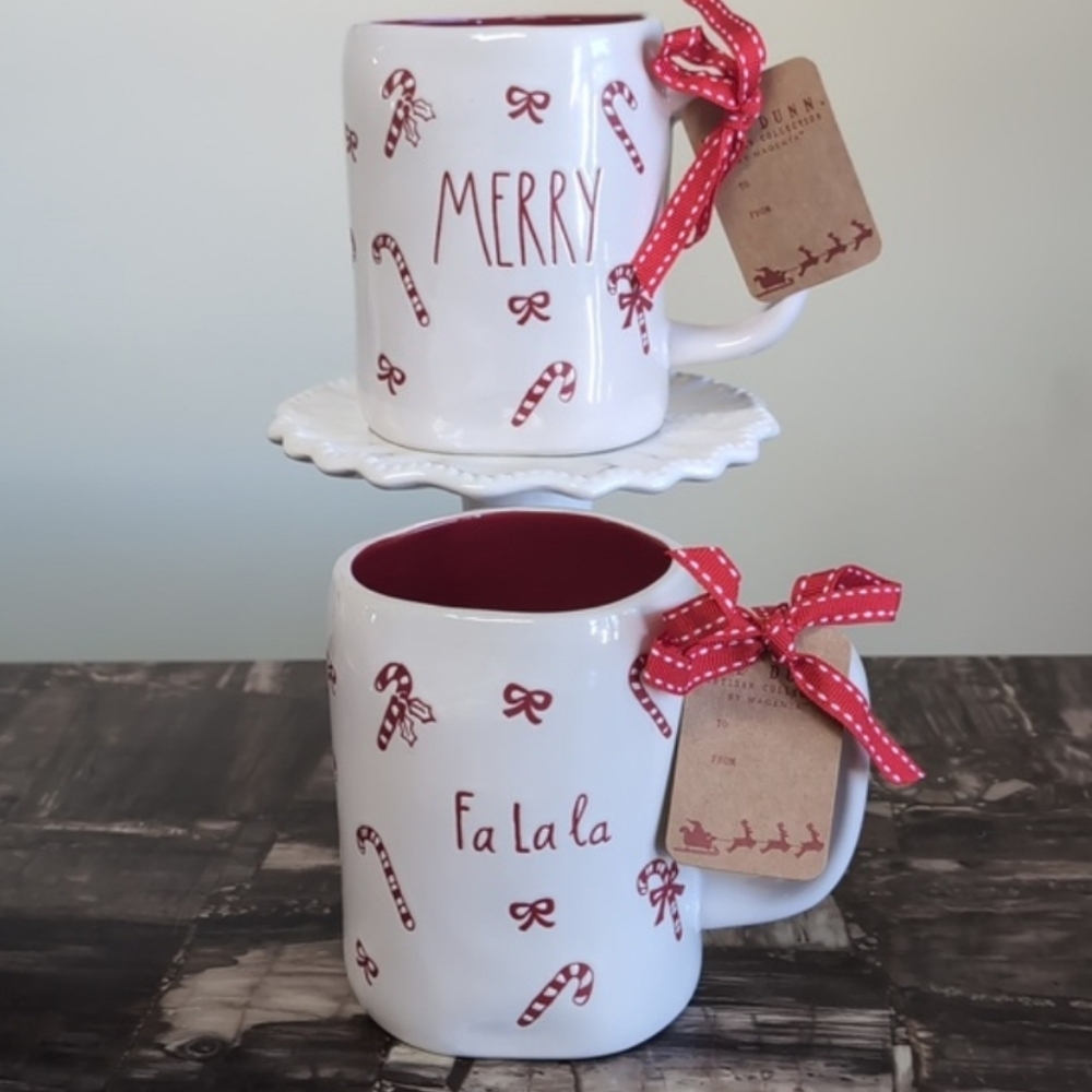 ❌SOLD❌Rae Dunn FA LA LA Christmas Mug with Candy Cane and Bow Design 🎀 - Picture 5 of 5
